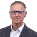 Portretfoto van Onno Meinema