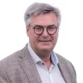 Portretfoto van Kees Leeflang