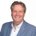 Portretfoto van John Daalhuizen