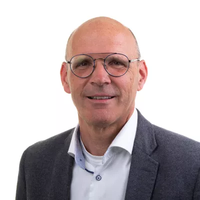 Portretfoto van Paul Tolboom