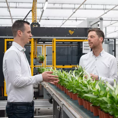 Philip Meijer en Boudewijn Zuijderhoudt op bezoek bij KP Holland