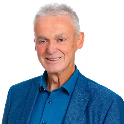 Portretfoto van Jan van Bussel