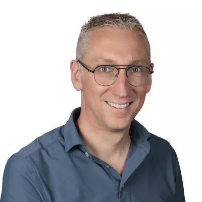 Portretfoto van Jelmer Sietzema