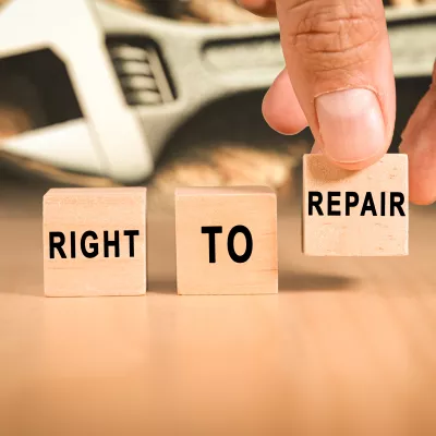 Tekst right to repair met gereedschap
