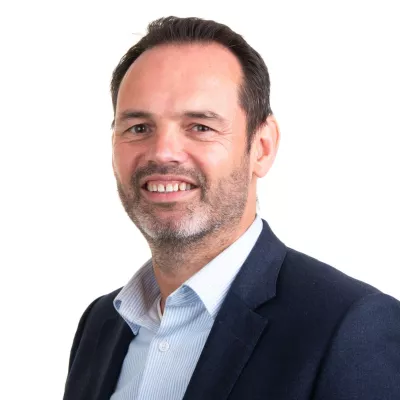 Portretfoto Huib van Leeuwen