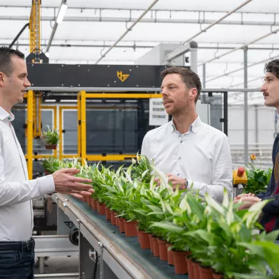 Philip Meijer en Boudewijn Zuijderhoudt op bezoek bij KP Holland