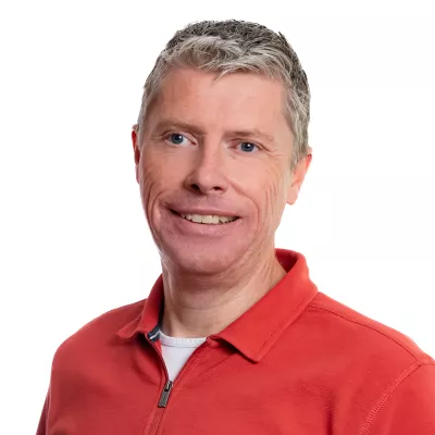 Portretfoto van Koen Jansen