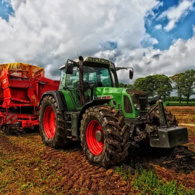 Tractor op het land