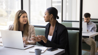 collega's in overleg