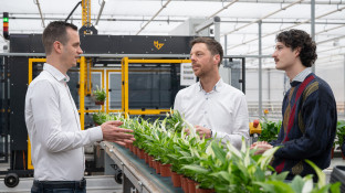 Philip Meijer en Boudewijn Zuijderhoudt op bezoek bij KP Holland